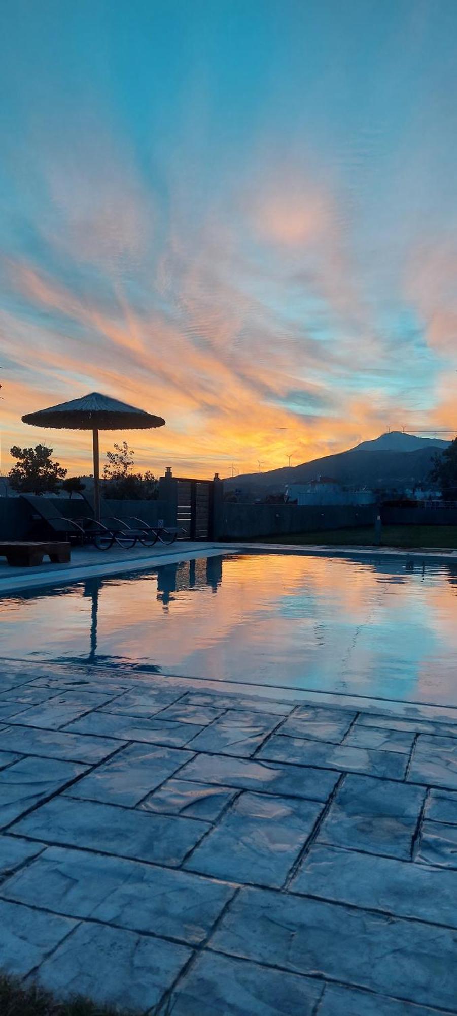 Santa Domenica Nafpaktos - Rooms And Apartments By The Sea Exteriör bild